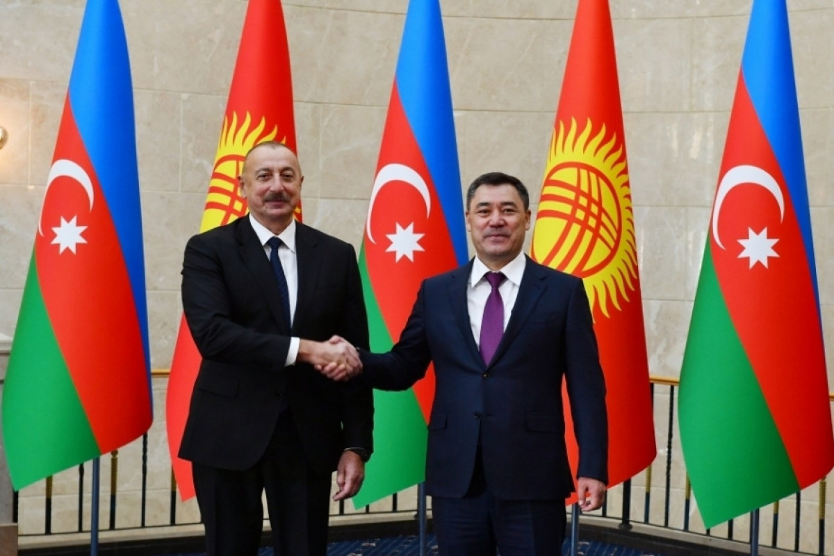 Садыр Жапаров  позвонил Президенту Азербайджана