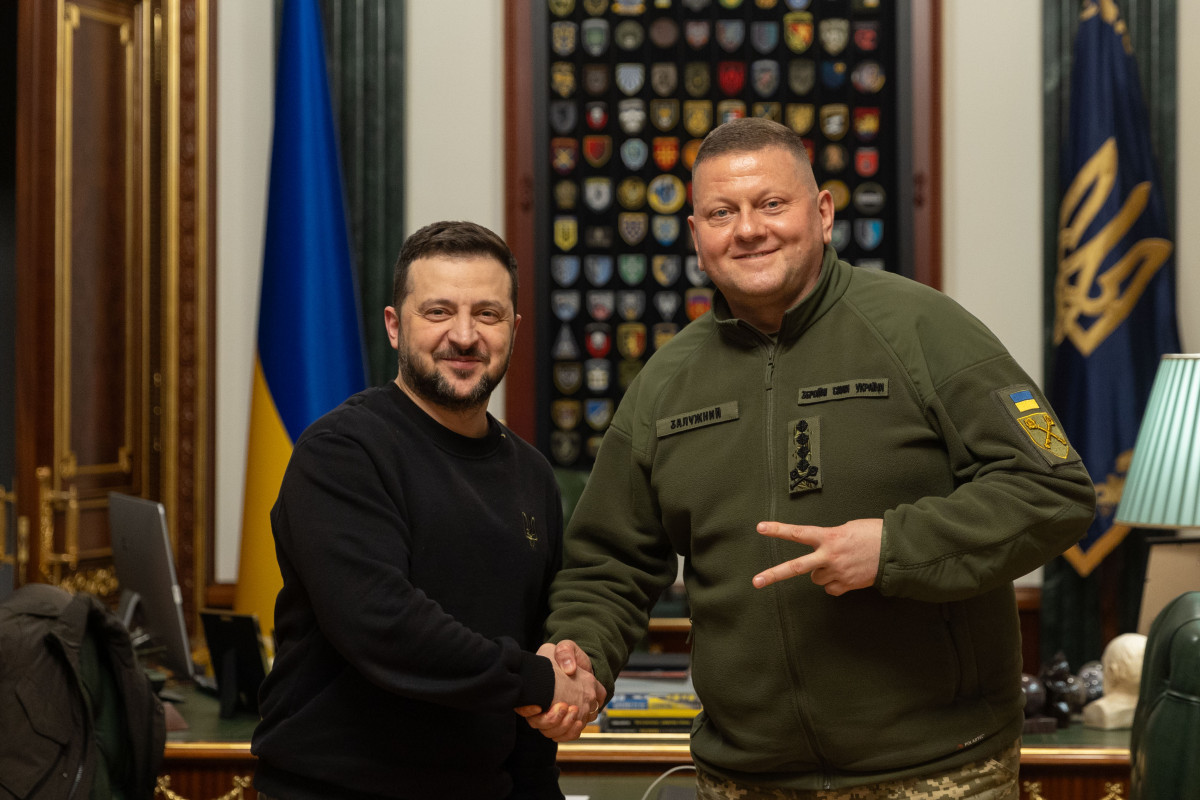 СМИ: Зеленскому следует быть осторожным, отставка Залужного будет иметь политические последствия