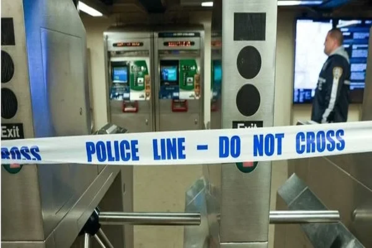 В метро Нью-Йорка произошла стрельба, погибла девочка