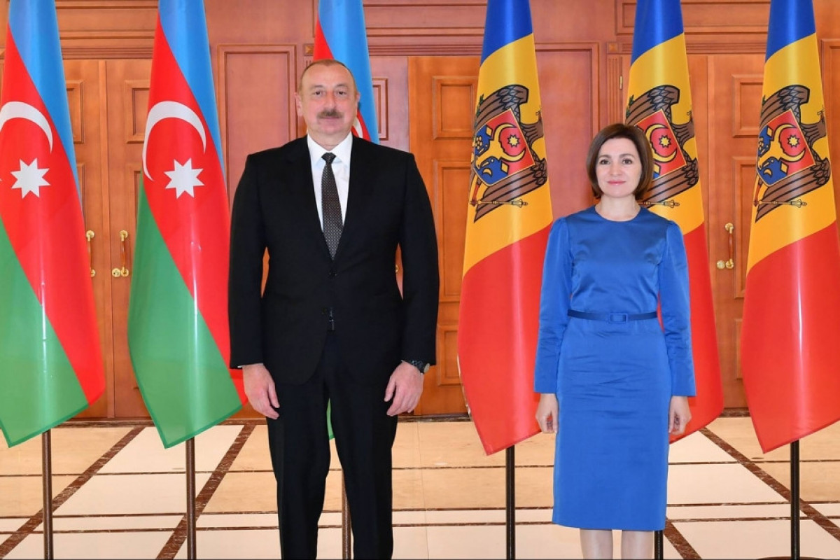 Майя Санду позвонила Президенту Азербайджана и поздравила его с победой на выборах