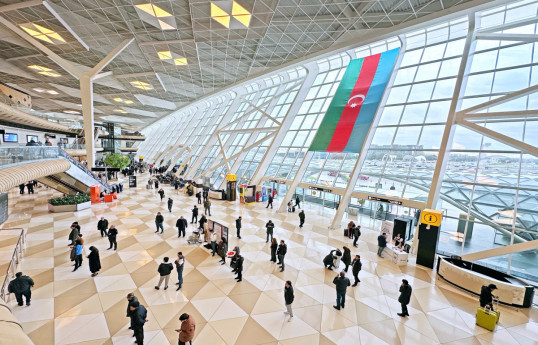 Пассажиропоток в бакинском аэропорту на международных маршрутах в январе увеличился на 40%