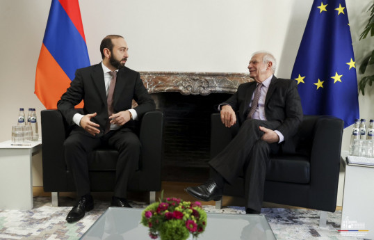 Глава МИД Армении встретился с Боррелем – ФОТО 