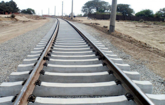 Строительство железной дороги Горадиз-Агбенд завершено на 48%