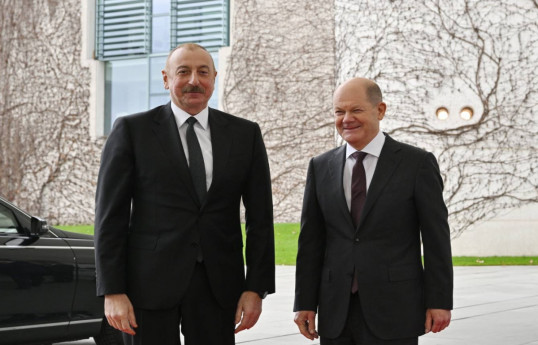 Олаф Шольц поздравил Президента Азербайджана с победой на выборах