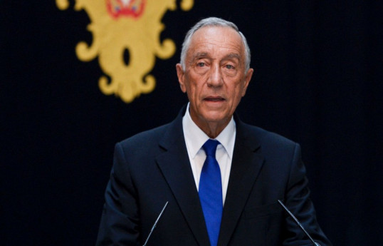 Президент Португалии поздравил главу Азербайджанского государства
