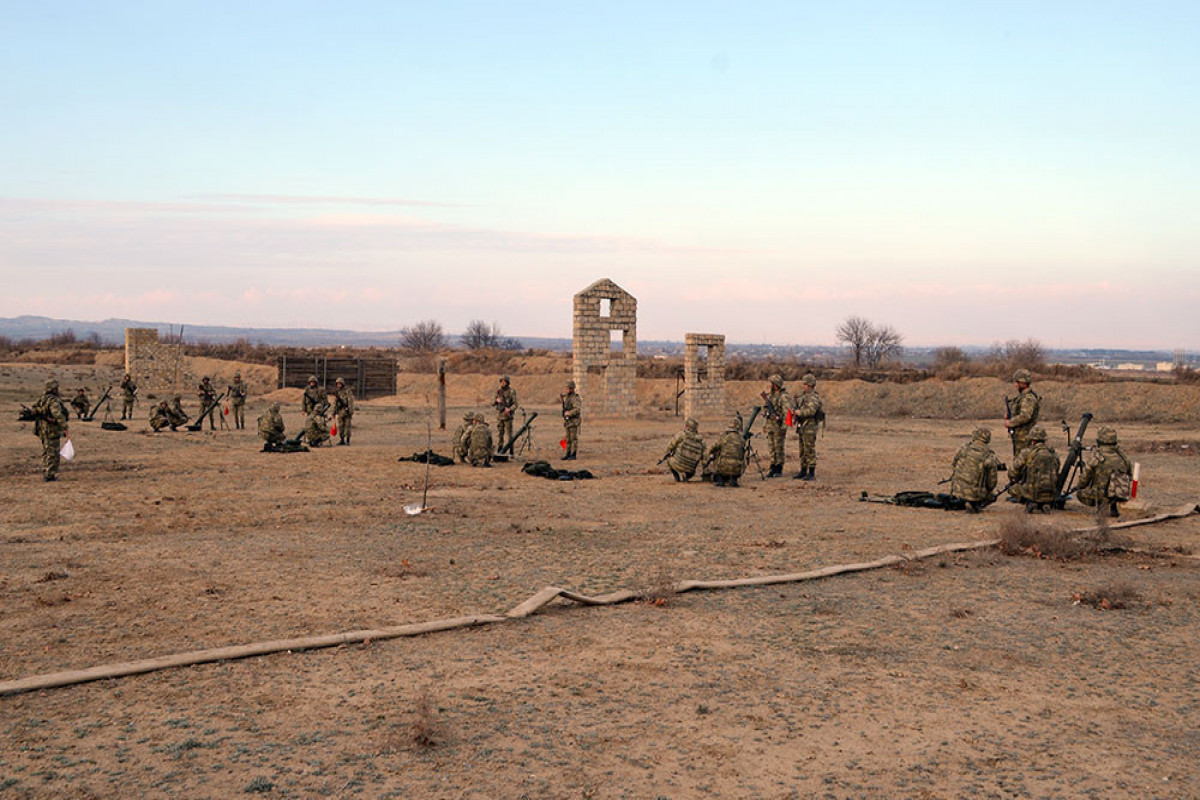 В Азербайджане продолжаются учебные сборы с военнообязанными – ВИДЕО 