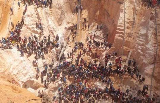 30 человек погибли под завалами шахты в Венесуэле, сто - под завалами