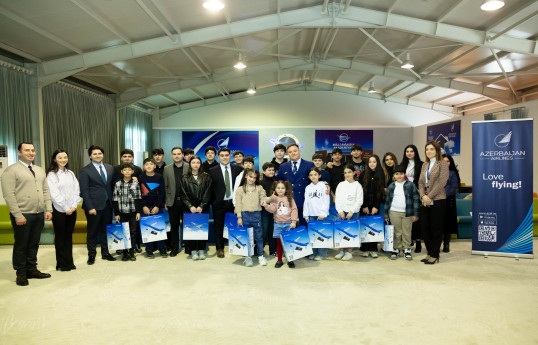 Дети шехидов посетили Центр подготовки пилотов - ФОТО-ВИДЕО 