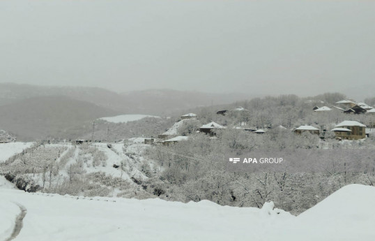На территории Азербайджана наблюдались осадки, в горных районах выпал снег