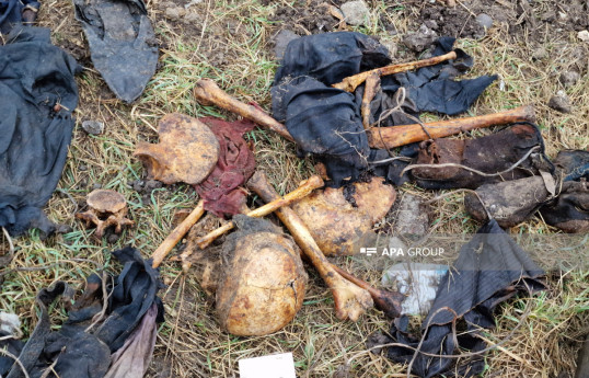 Госкомиссия: Работы по эксгумации в обнаруженном массовом захоронении в Ходжалы продолжаются