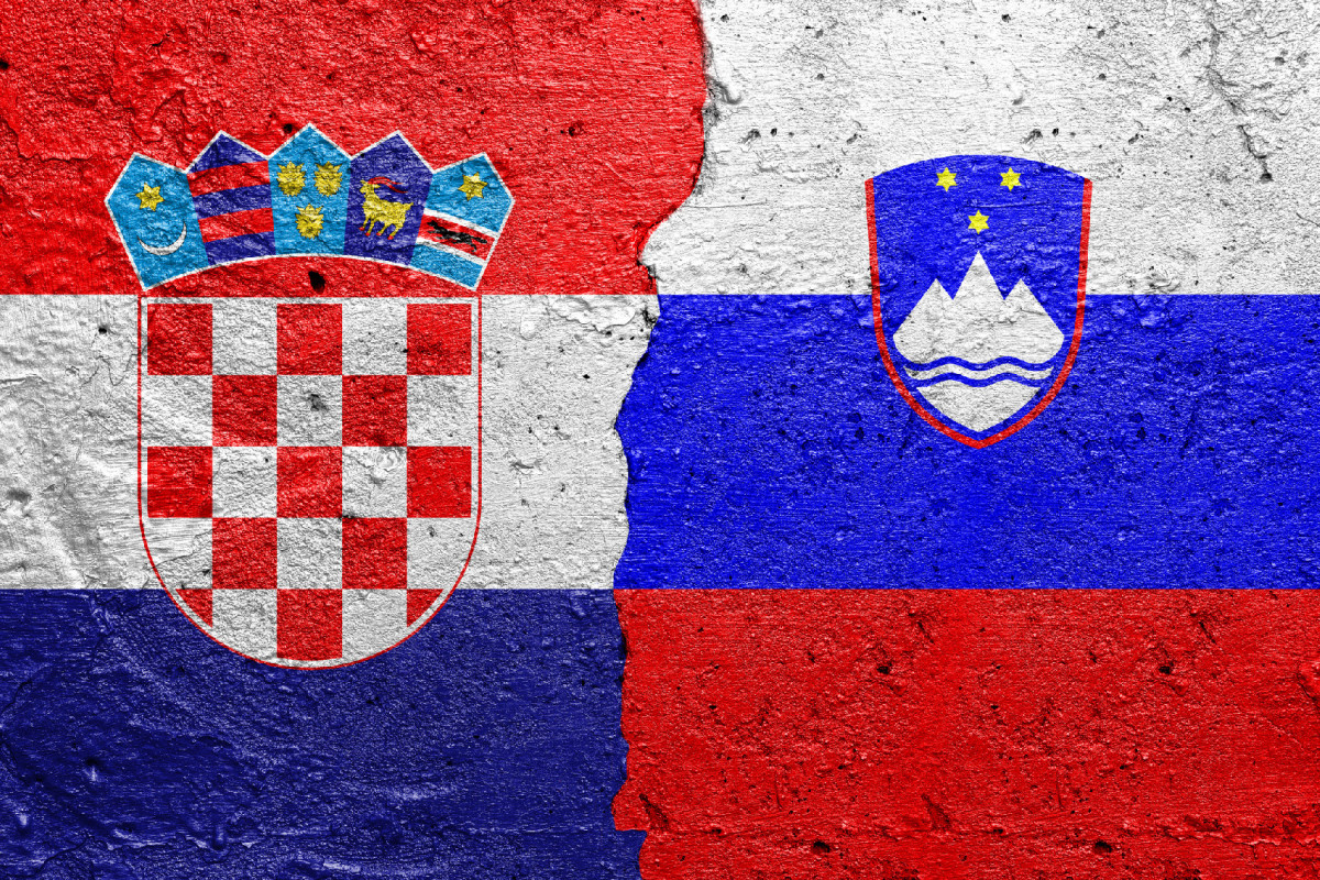 Сербия выразила протест Хорватии из-за обвинений в зависимости Вучича от РФ