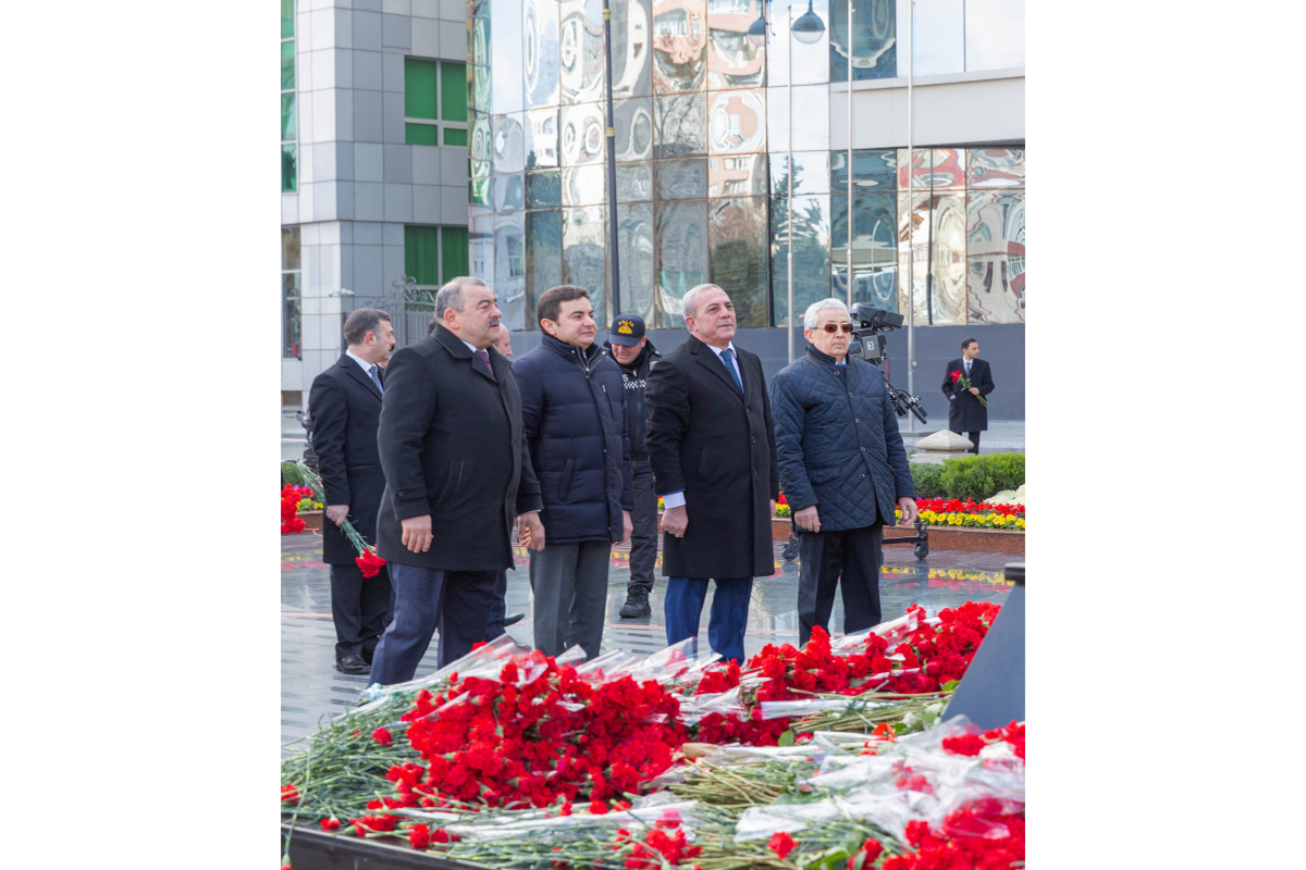 Коллектив AZAL почтил светлую память жертв Ходжалы-<span class="red_color">ФОТО