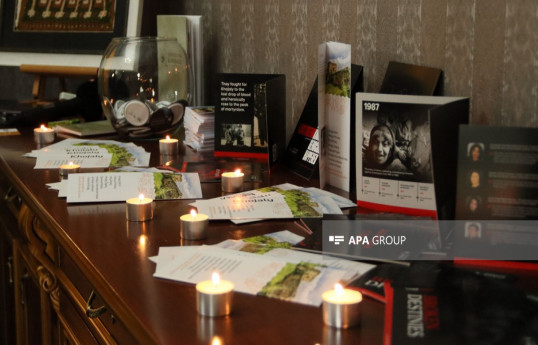 В Тбилиси почтили память жертв Ходжалинского геноцида – ФОТО 