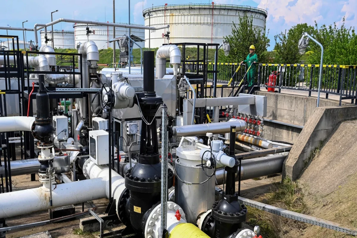 Корея намерена инвестировать 10 млрд. евро в строительство нефтехимического комплекса и судоверфи в Казахстане