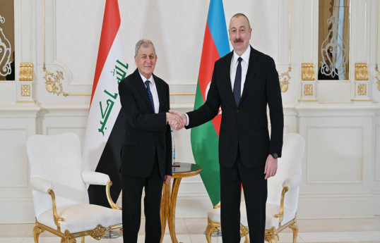 Президент Ирака поздравил главу Азербайджанского государства