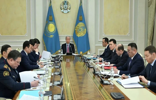 Токаев заявил о необходимости выработки мер по предупреждению угроз нацбезопасности