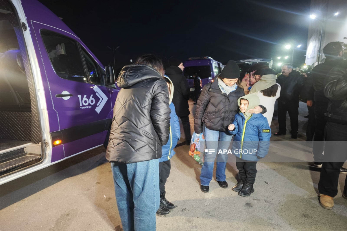 Очередная группа бывших вынужденных переселенцев прибыла в Лачинский район - ФОТО -ОБНОВЛЕНО 