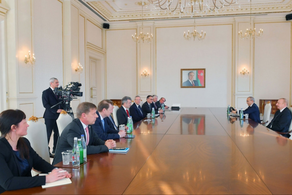 Президент Азербайджана принял председателя Восточного комитета германской экономики -<span class="red_color">ОБНОВЛЕНО-ФОТО