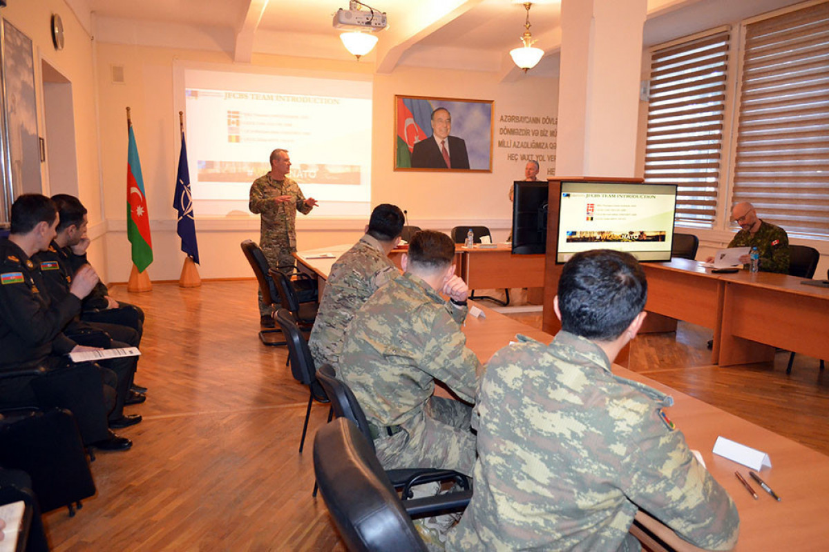 НАТО проводит в Баку «Курс по военной медицине»