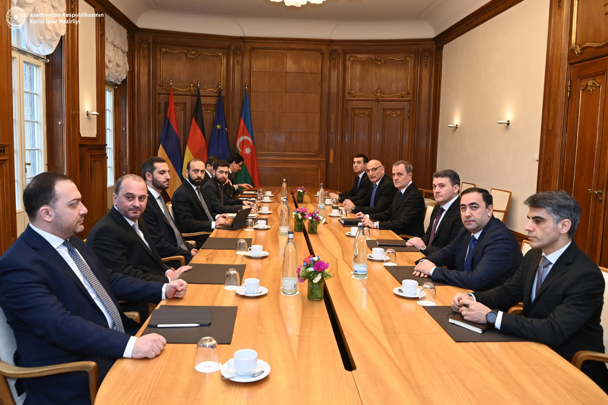Министры иностранных дел Азербайджана и Армении продолжат переговоры в Берлине