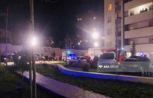 При пожаре в Хатаинском районе Баку сгорели две квартиры, пострадали три человека -ФОТО-ОБНОВЛЕНО 