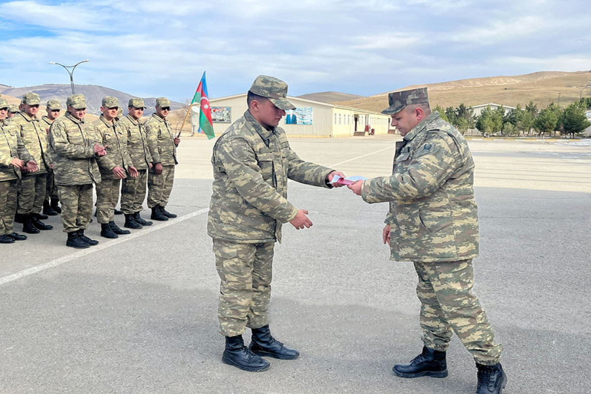 Лиц проходивших военную службу службу