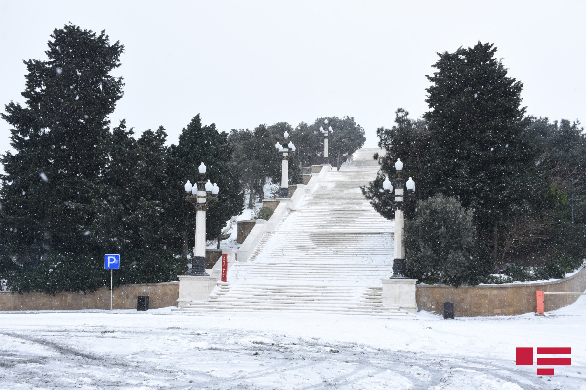 Завтра ночью в Баку будет -4°