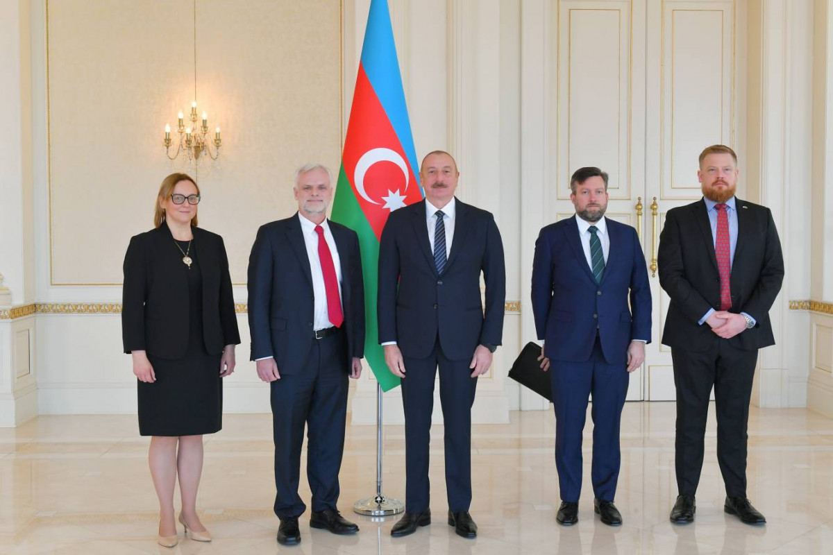 Президент Азербайджана принял верительные грамоты новоназначенного посла США - ОБНОВЛЕНО 
