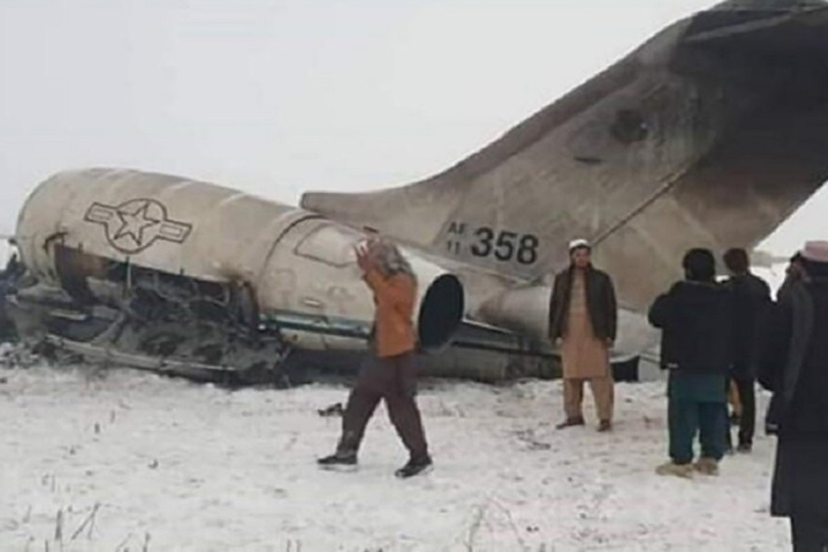 Из разбившегося в Афганистане самолета Falcon 10 украли $1,2 млн