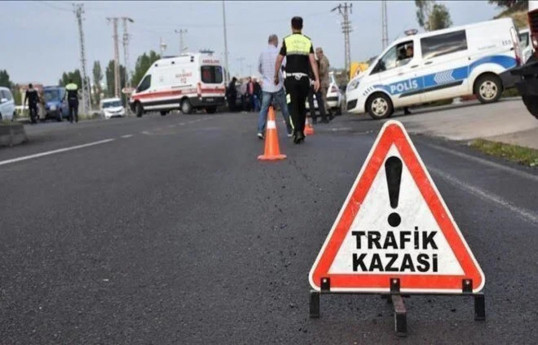 В Турции автобус попал в ДТП, пострадали 14 человек-ОБНОВЛЕНО 