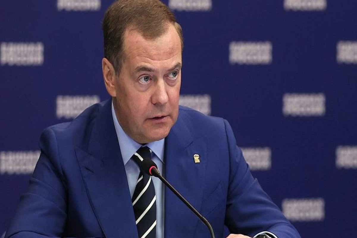 Дмитрий Медведев
