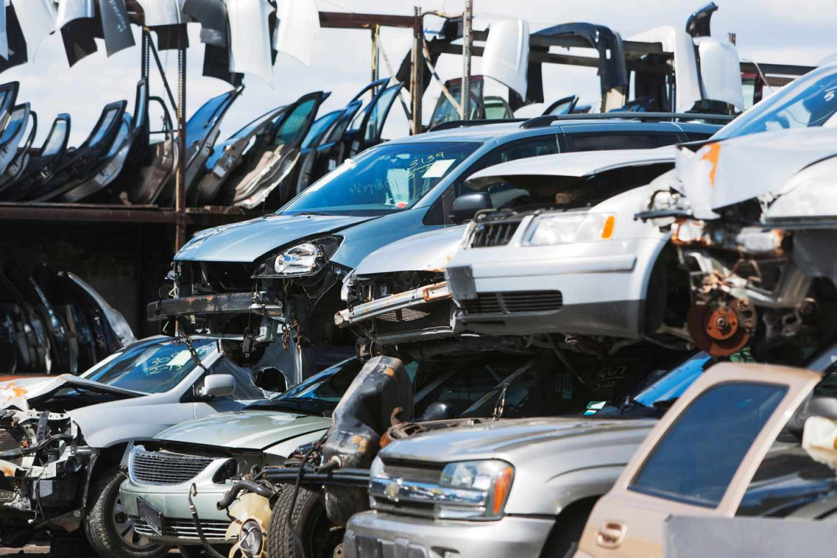 Кабмин Азербайджана: В ближайшие дни будет принято решение о размере платы за утилизацию автомобилей