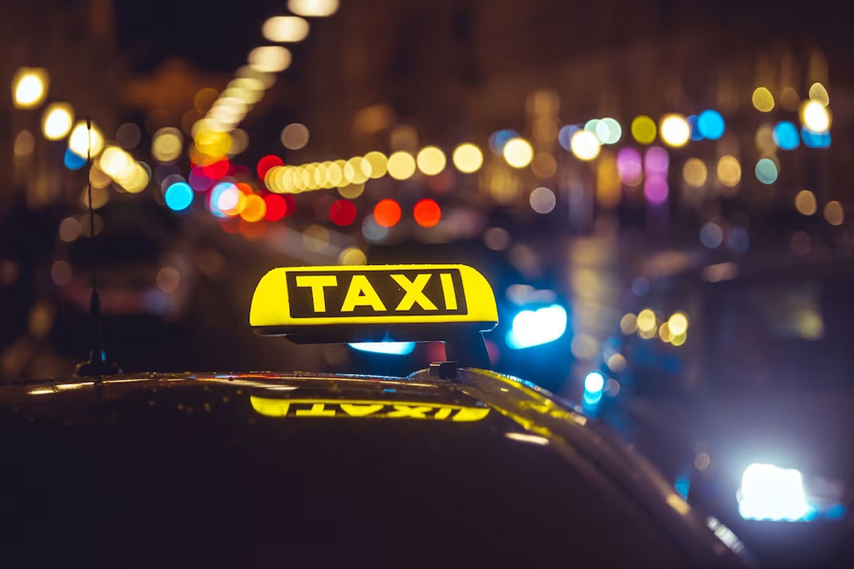 В Азербайджане с сегодняшнего дня запрещено использование в такси автомобилей возрастом свыше 8 лет