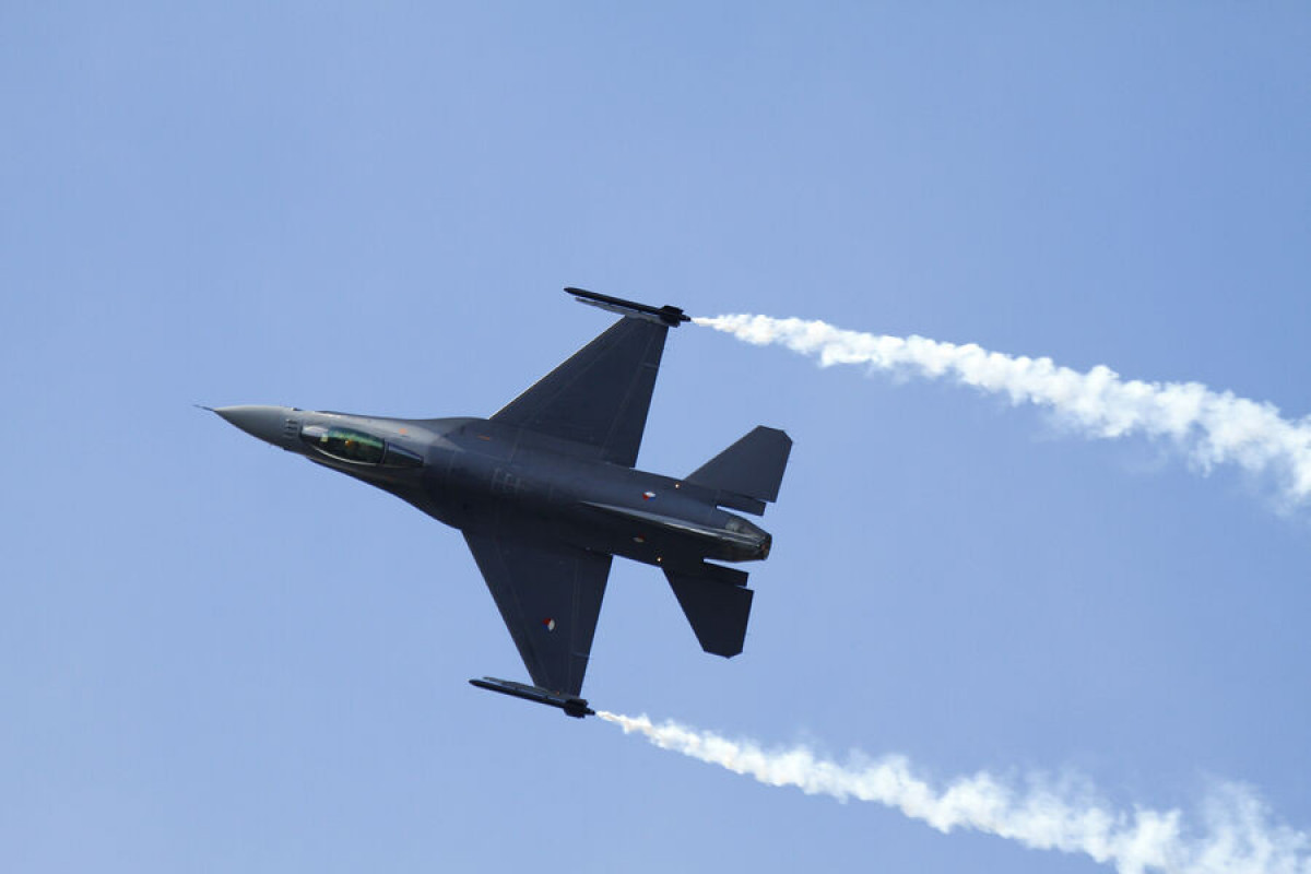 Власти Нидерландов выдали разрешение на поставку Украине истребителей F-16