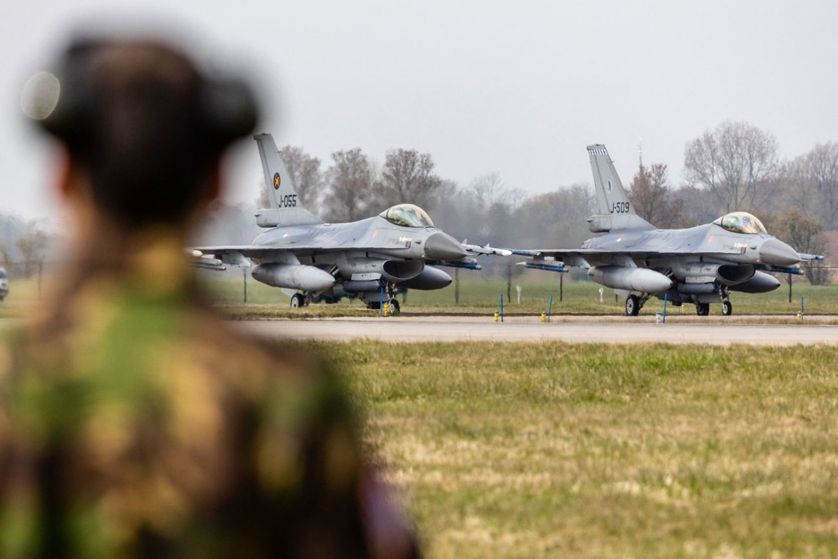 Пентагон: Несколько украинских пилотов завершили обучение управлению F-16