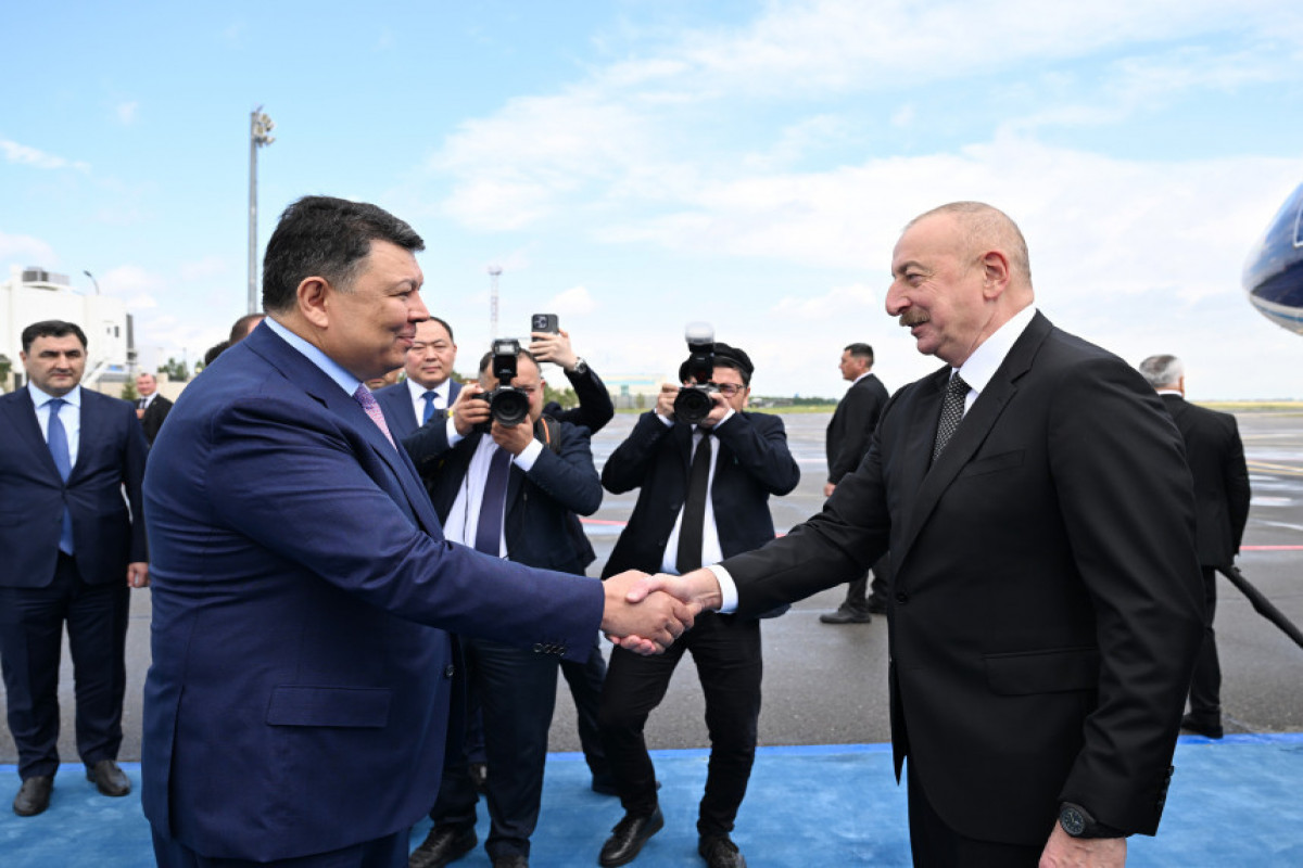 Президент Ильхам Алиев прибыл с визитом в Астану