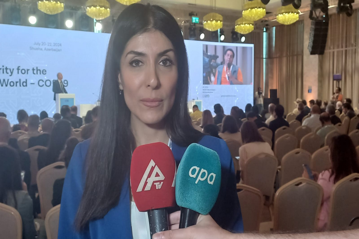Нигяр Арпадараи