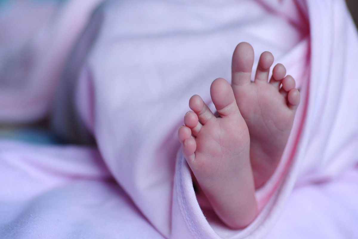 В Азербайджане по дороге в больницу скончался 2-летний ребенок - гражданин Турции