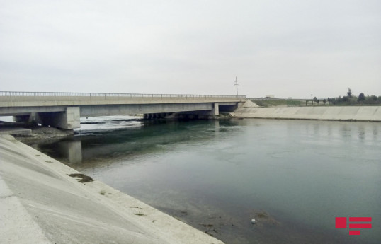 В Азербайджане обнаружено тело подростка, утонувшего 3 дня назад в канале