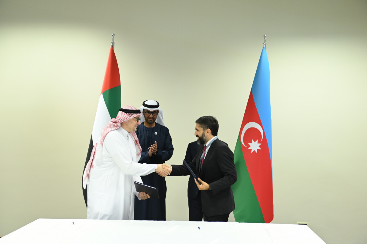 SOCAR и Masdar подписали Соглашения по трем проектам
