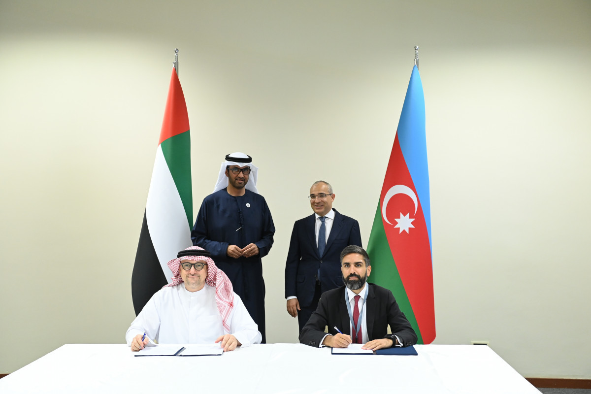 SOCAR и Masdar подписали Соглашения по трем проектам