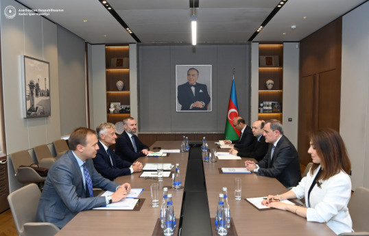 Глава МИД Азербайджана встретился с госсекретарем МИД Польши