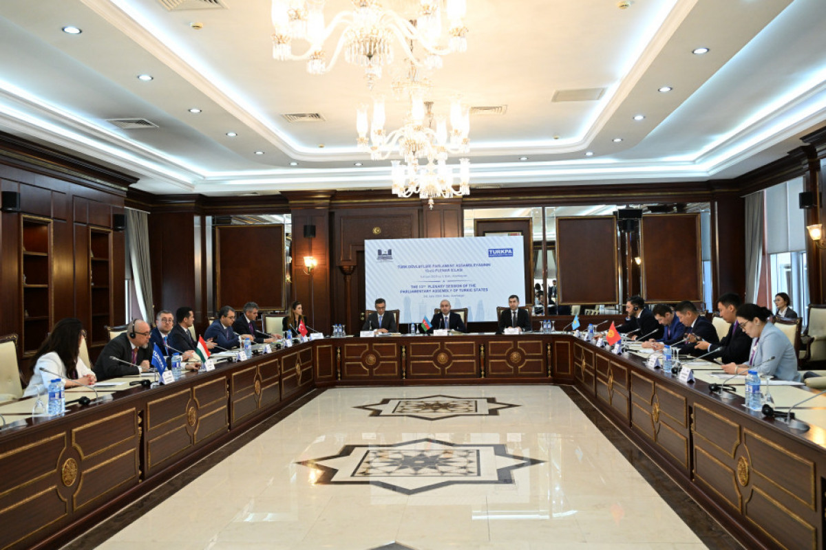 В рамках ТюркПА в Баку прошла первая встреча генсеков парламентов