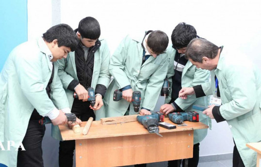 В Азербайджане вдвое будет уменьшен размер стипендии лиц, привлеченных к профподготовке