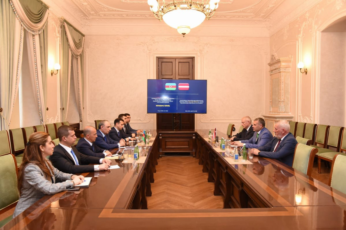 Генеральный прокурор Латвии прибыл в Азербайджан