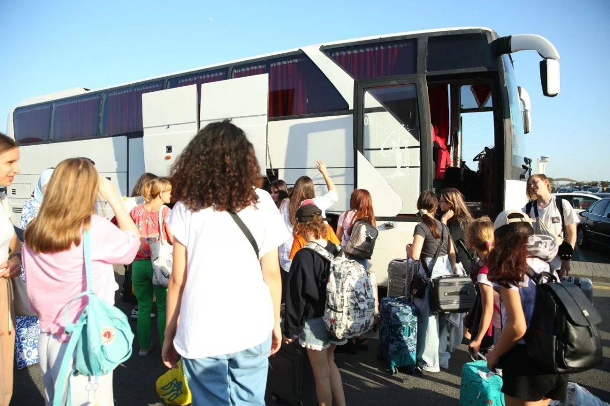 Еще 30 детей из Украины прибыли в Азербайджан в целях реабилитации