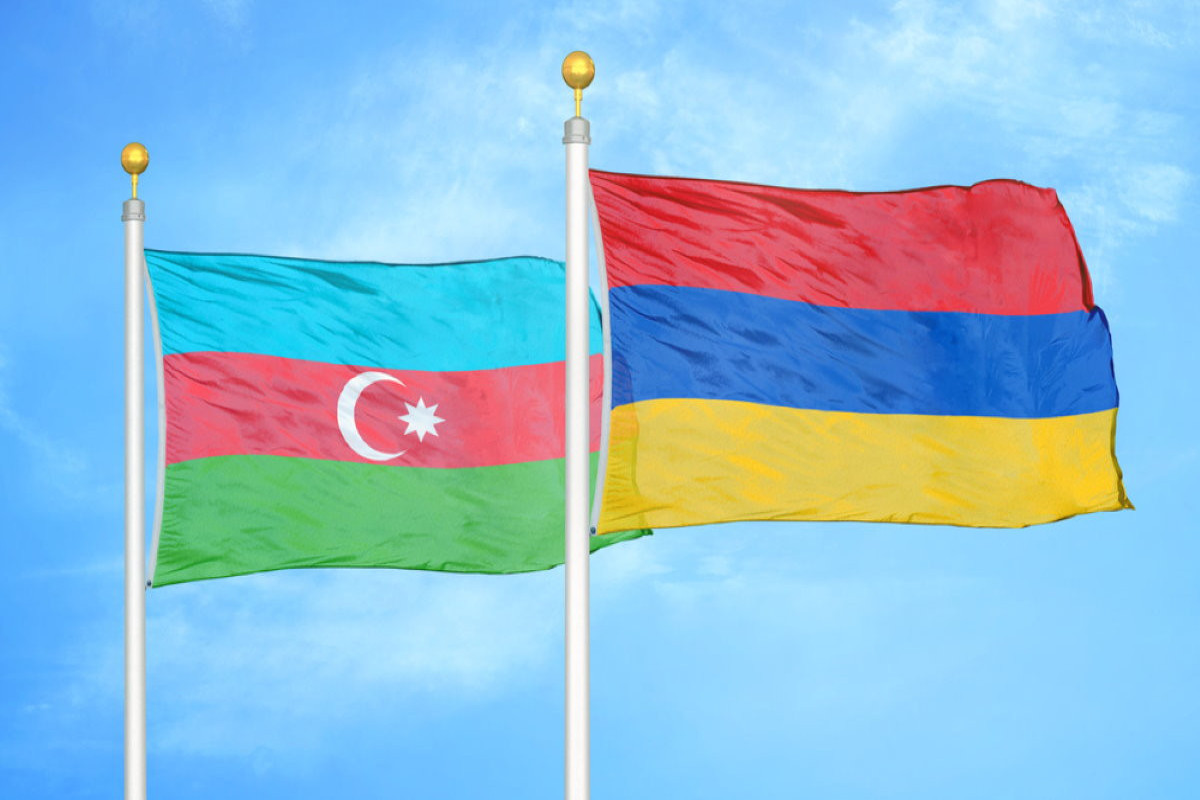 Хикмет Гаджиев: Мирный договор должны подписать Азербайджан и Армения, это не связано с Парижем или другими местами