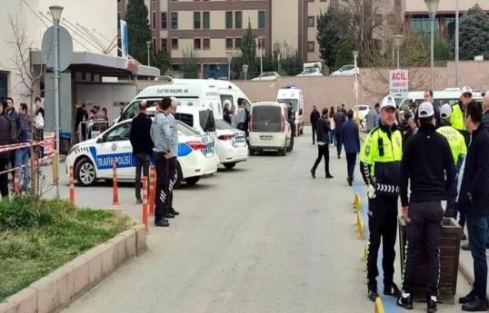 В Турции совершено вооруженное нападение в больнице, есть раненые
