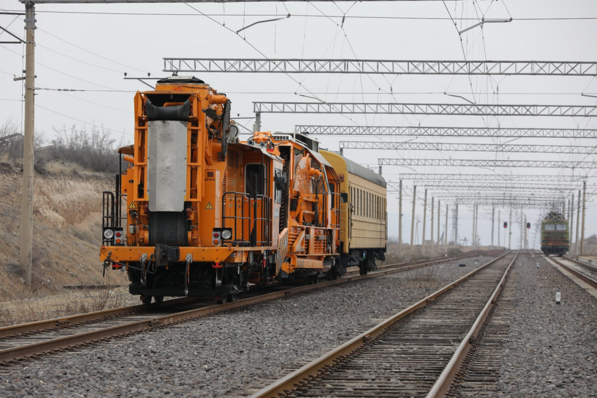 АЖД: Завершается модернизация ж/д линии Баку-Тбилиси-Карс - <span class="red_color">ФОТО