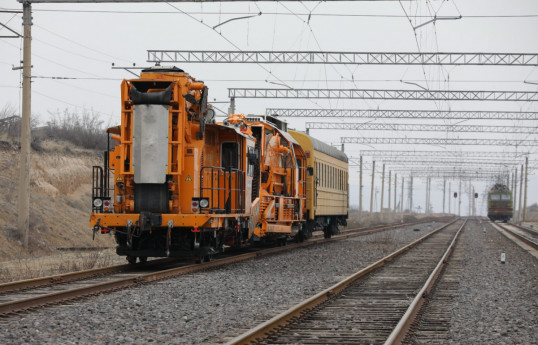 АЖД: Завершается модернизация ж/д линии Баку-Тбилиси-Карс - ФОТО 